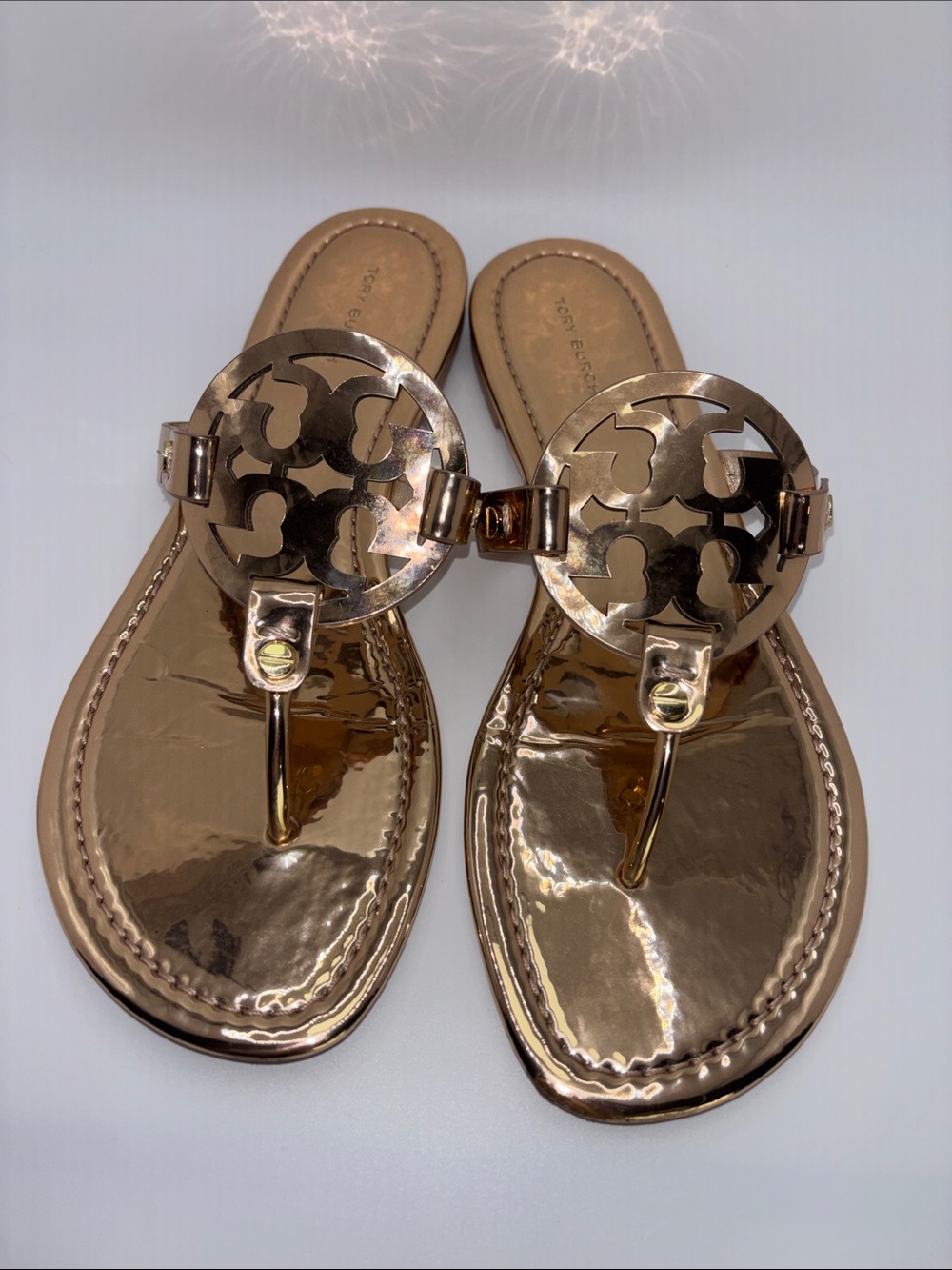 Tory Burch Metallic Rose Gold Metallic Miller Thong Sandals - Picture 1 of 11